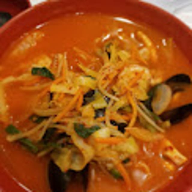 Spicy Seafood Noodle Soup(JamBong).